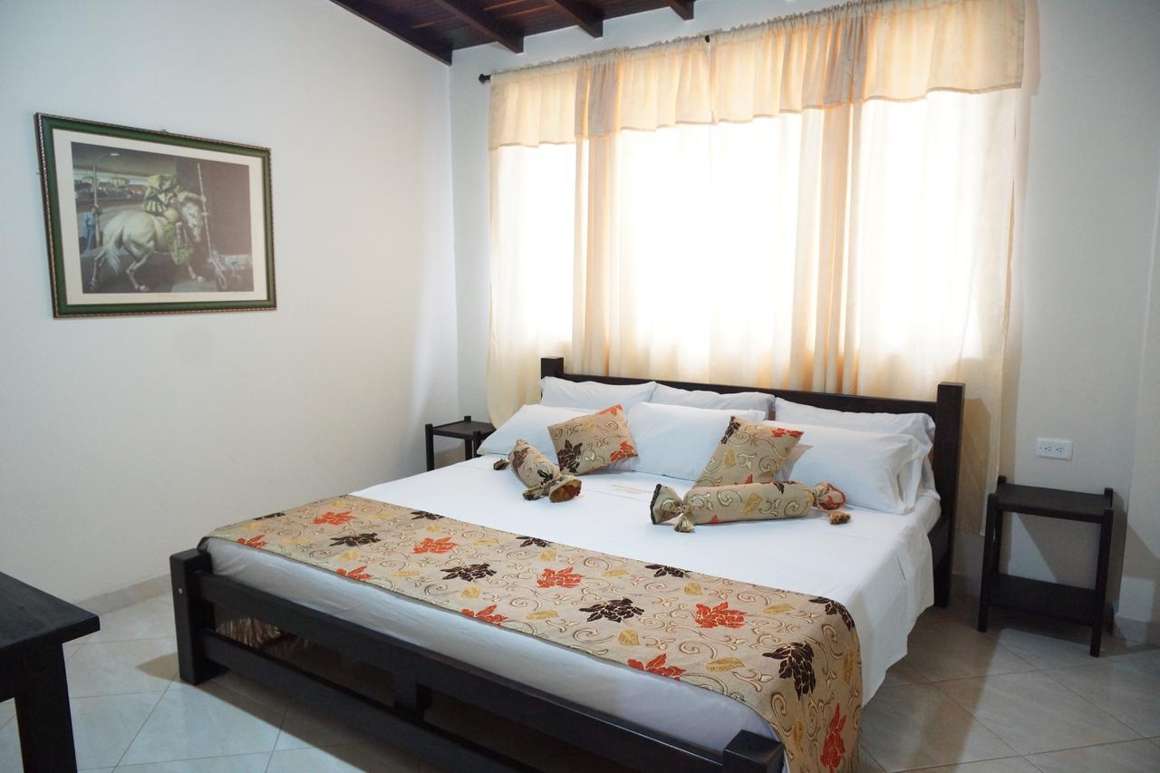 Hotel Esmeralda San Gil Ngoại thất bức ảnh